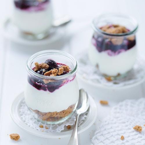 Trifle yaourt, cerises et spéculoos 
