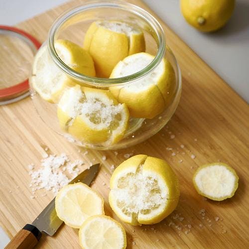 Citrons confits au sel 