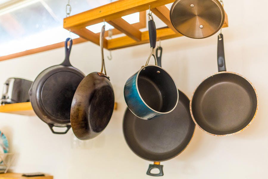 Quels sont les ustensiles de cuisine indispensables ? – Maison Roche D'Art