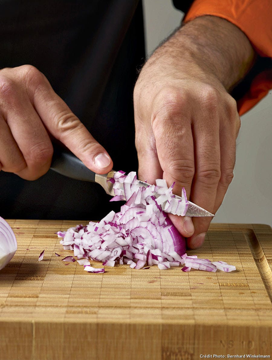 Comment couper un oignon ? Régal