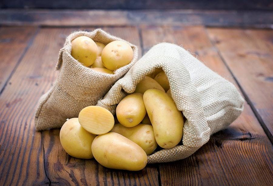 La Pomme De Terre Charlotte Regal