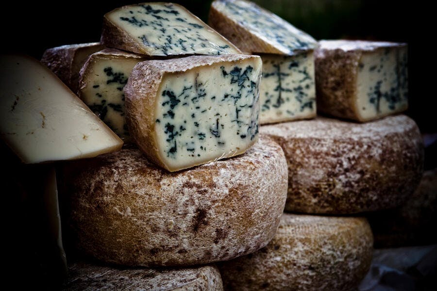 roquefort-fromage-bleu_istock.jpg 