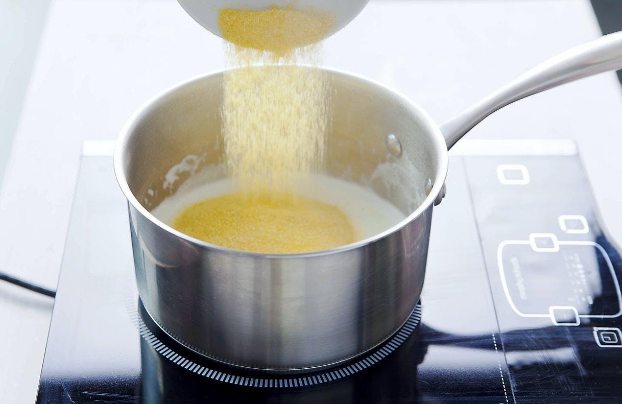 Comment Preparer La Polenta Cuisson Recettes Astuces Regal Comment Preparer La Polenta Cuisson Recettes Astuces Regal