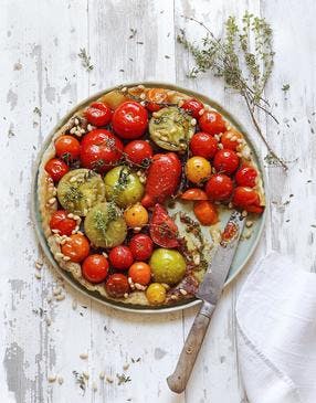 Tarte tatin aux tomates multicolores