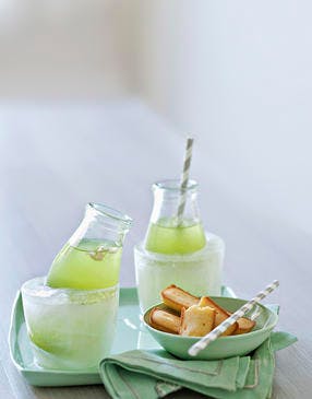 Thé vert à la citronnelle et au gingembre