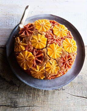 Gâteau aux oranges et pomelo caramélisés