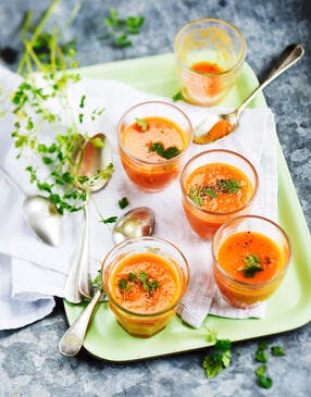 Petit gaspacho fraîcheur de poivron et tomate
