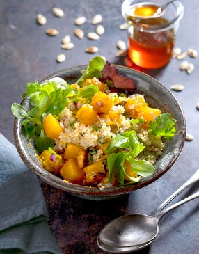 Salade de quinoa, courge butternut caramélisée
