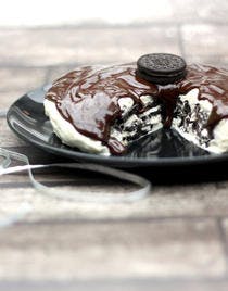 Gâteau sans cuisson Oreo® et crème fouettée