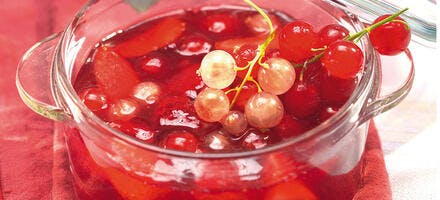 Fruits rouges pris en gelée de groseille