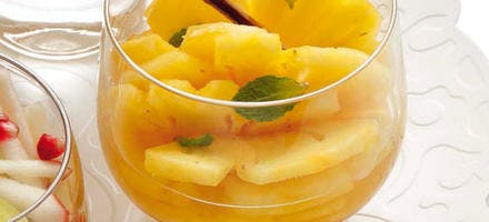 Ananas au sirop épicé