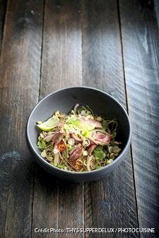 Salade de boeuf à la thaï