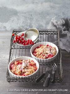 Crumble groseilles - rhubarbe