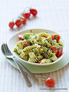 Salade de pâtes au pesto et au reblochon