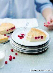 Gâteau magique à la vanille et aux groseilles