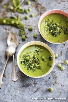 Velouté de petits pois à la menthe