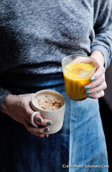 Chaï latte et golden milk glacé