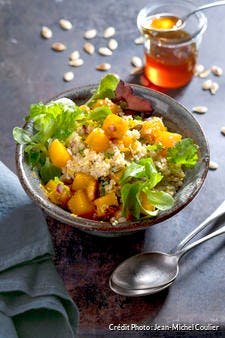 Salade de quinoa à la courge butternut 