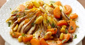 Tajine de raie aux carottes et aux amandes